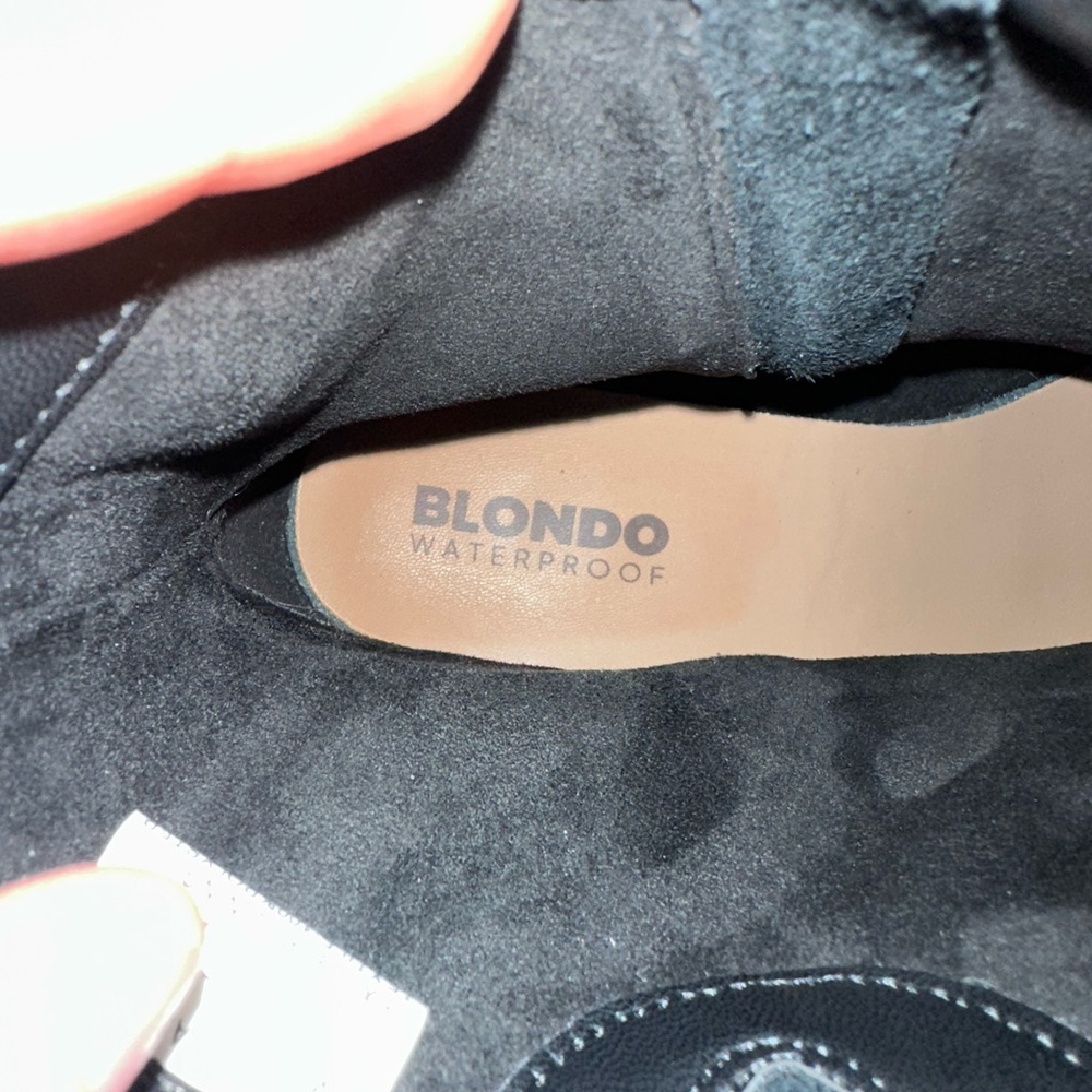 Blondo Black Cassidie Waterproof Suede Low Heel Booties Size 10 - Picture 6 of 8